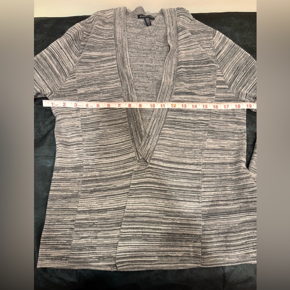 🔥Eileen Fisher Women’s Gray Striped Women's Sweater Size S EUC🔥 - Picture 6 of 6